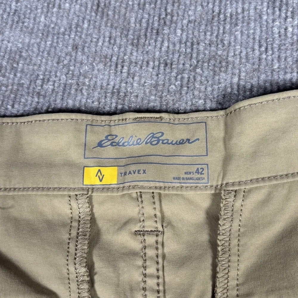 Eddie Bauer Travex Shorts Mens‎ 42 Beige Tan Horizon Guide Chino Stretch Nylon